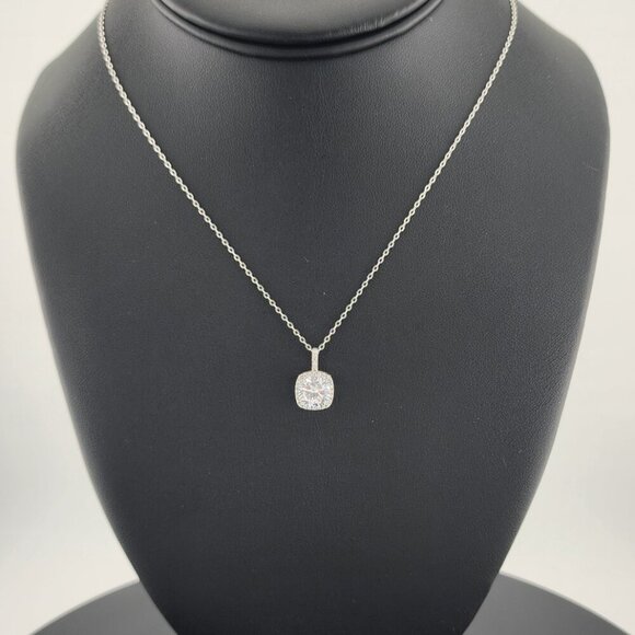 New 925 Silver White Gem Necklace – Classic & Eye-Catching Design - Picture 1 of 5